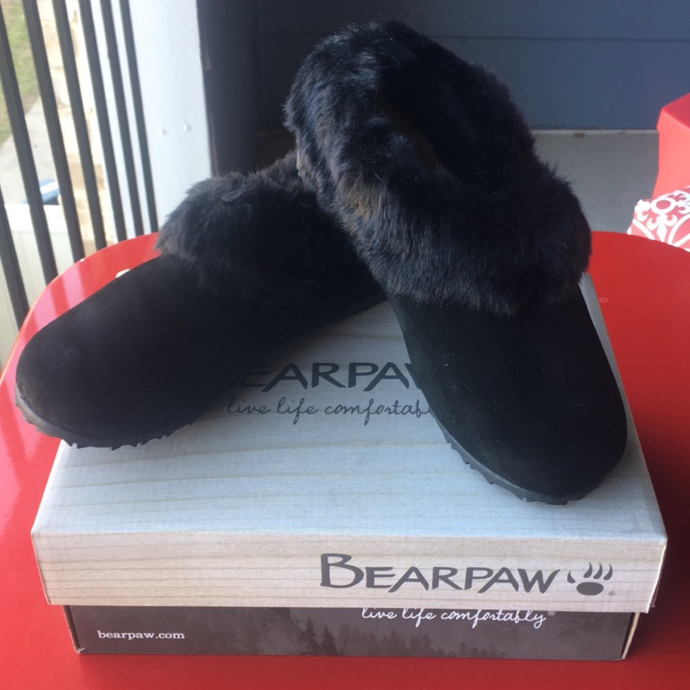 NWT BEARPAW Black Liliana woman’s SZ9 shoe slipper